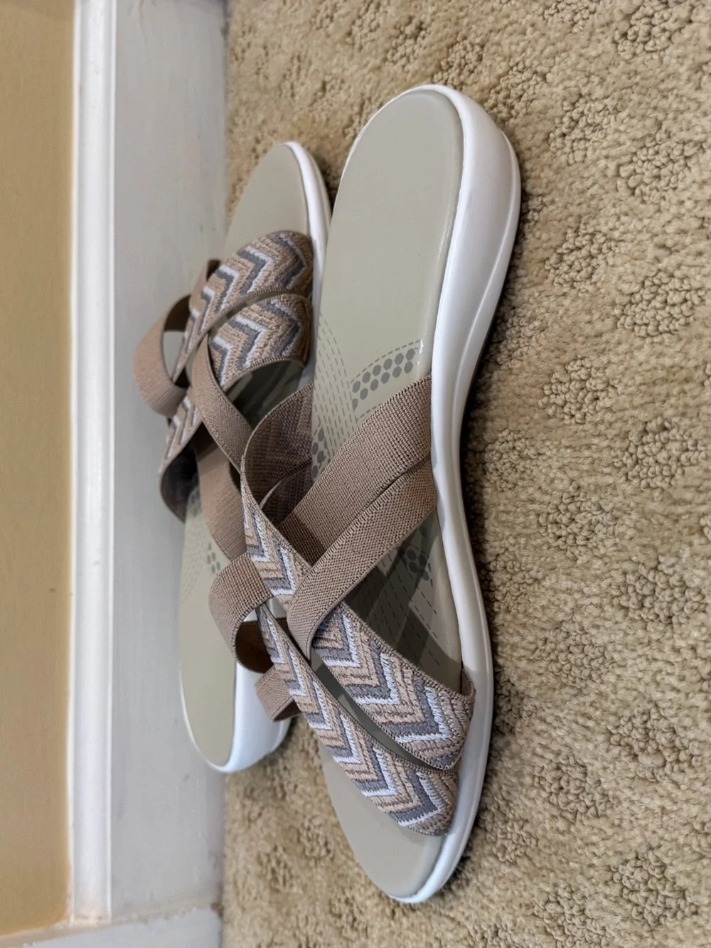N/A neutral beige